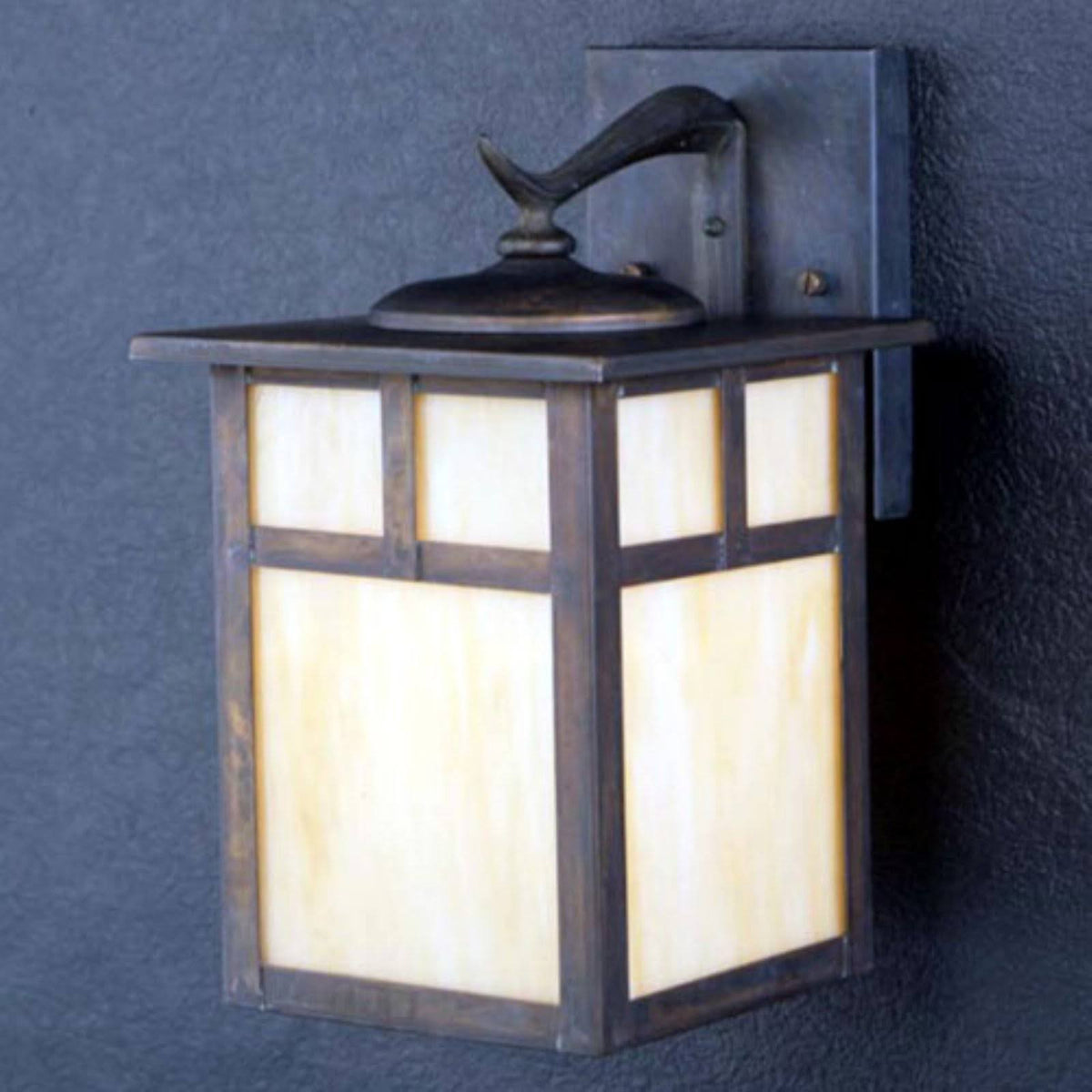 Canyon View Outdoor Wall Light G108
