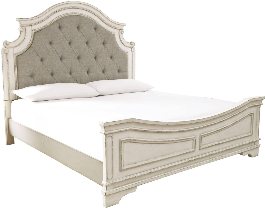 California King Bed Q373826