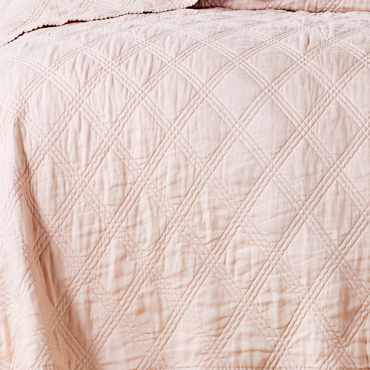 Washed Linen Full/Queen Quilt in Blush X1255