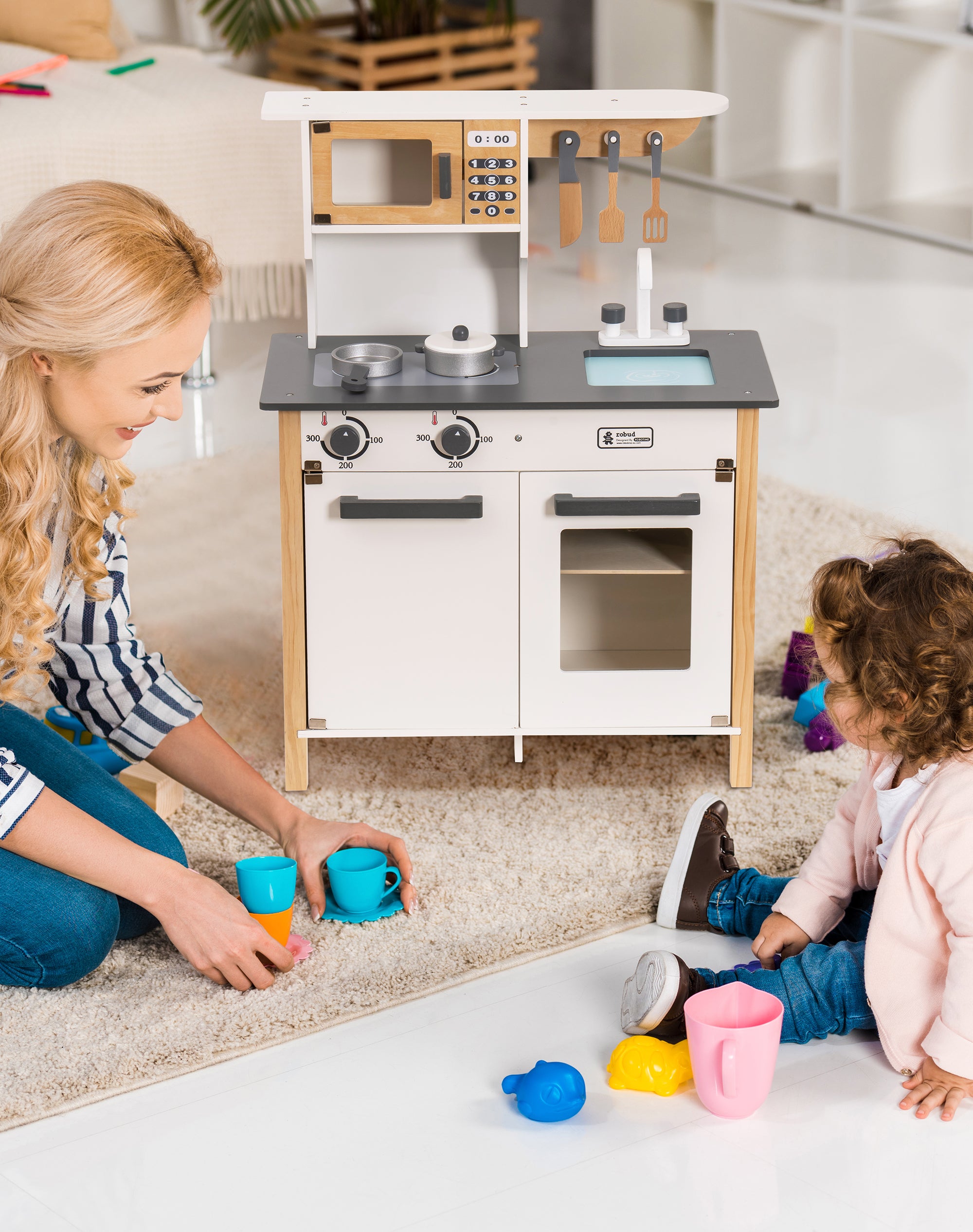 White Pretend Wooden Kitchen Play Set U9237