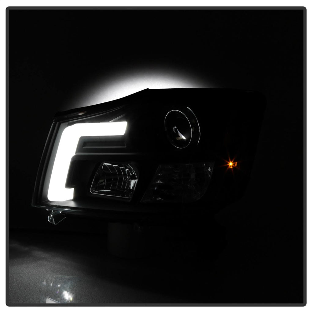 Black Projector Headlights C876360