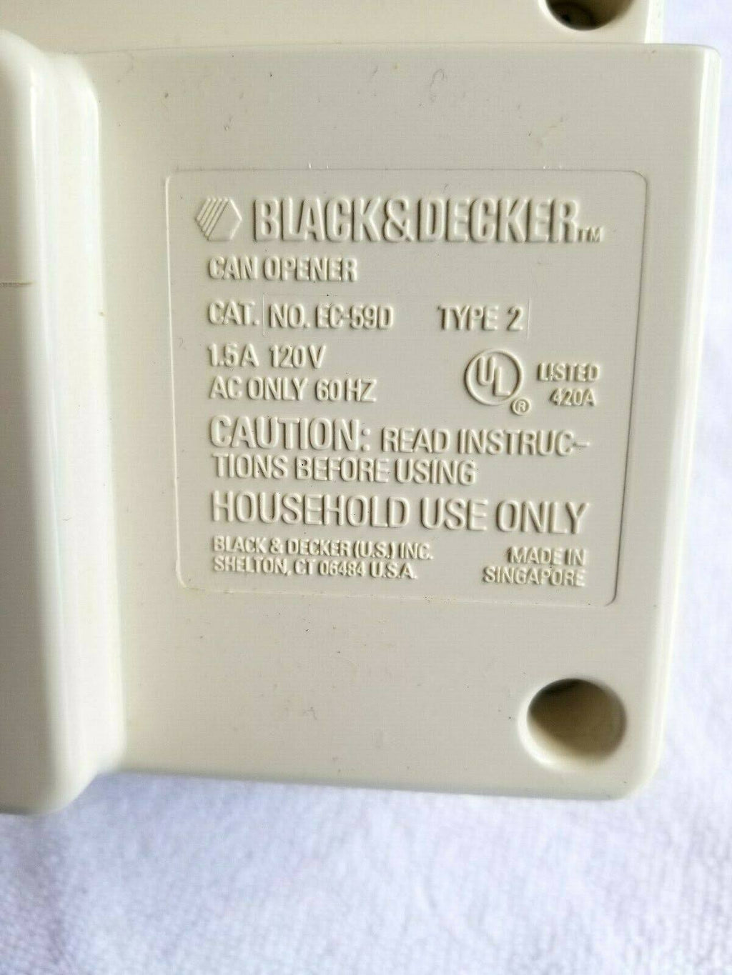 Under Cabinet Electric Can Opener N449