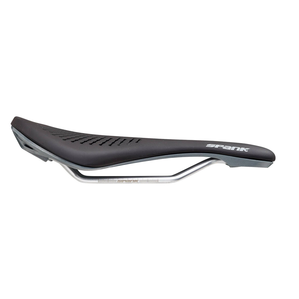 Saddle (Black/Red) A316