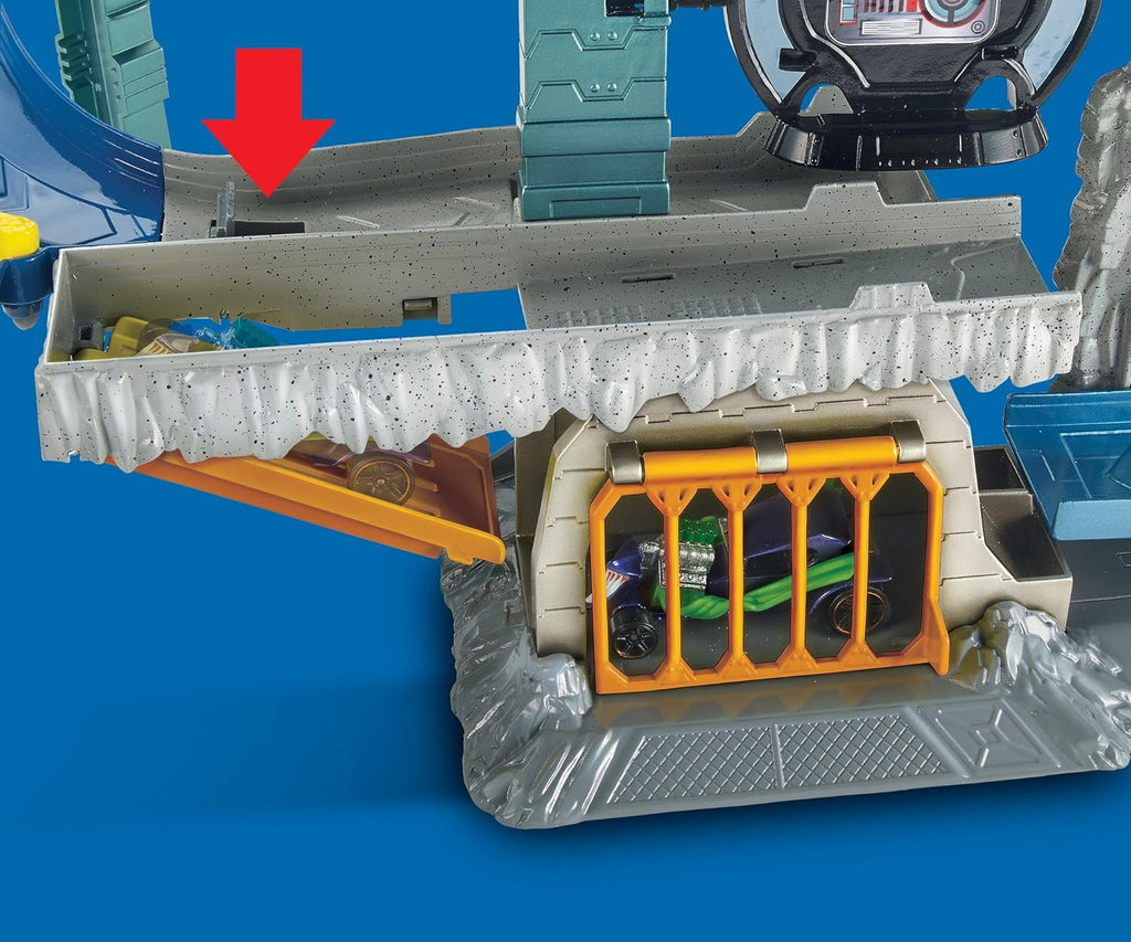 Batcave Playset L3250