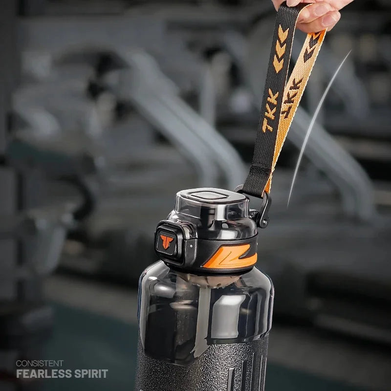 1500ml Tritan Black Sports Water Bottle with Tea Strainer L15515