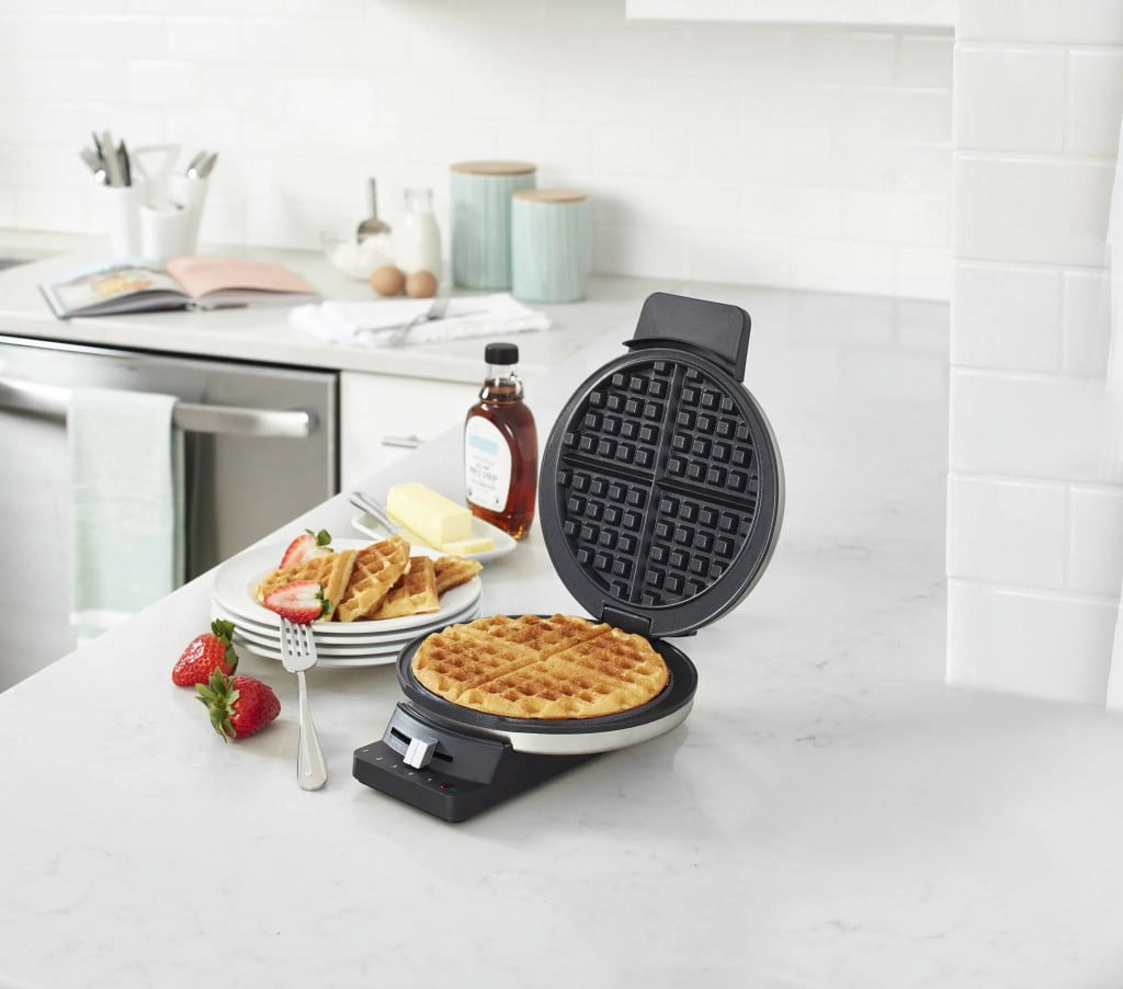 Round Classic Waffle Maker M558227