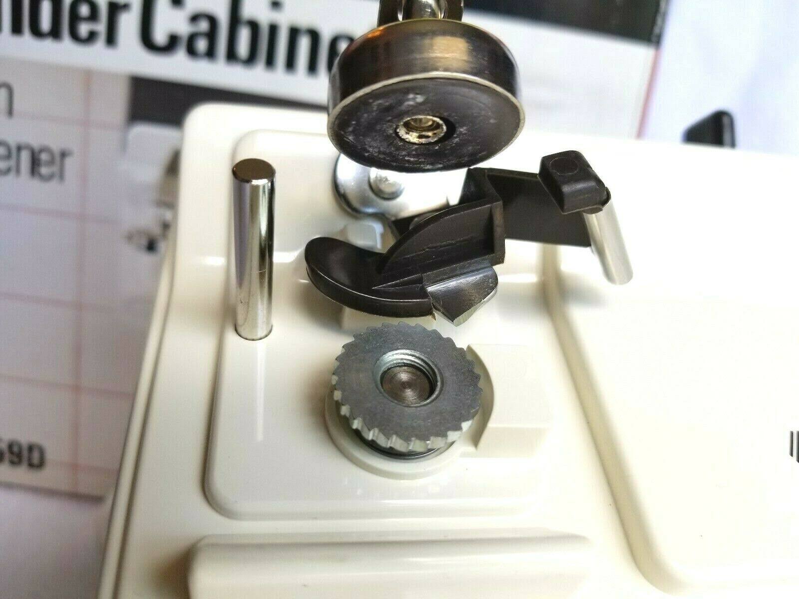Under Cabinet Electric Can Opener N449