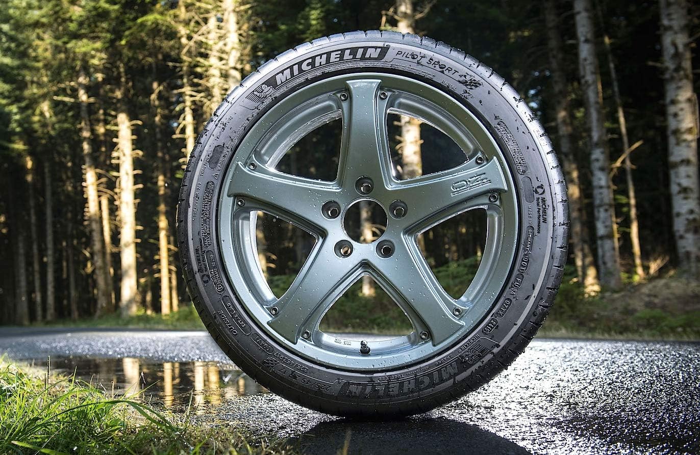 225/45R18/XL 95Y Summer Radial Car Tire F83702