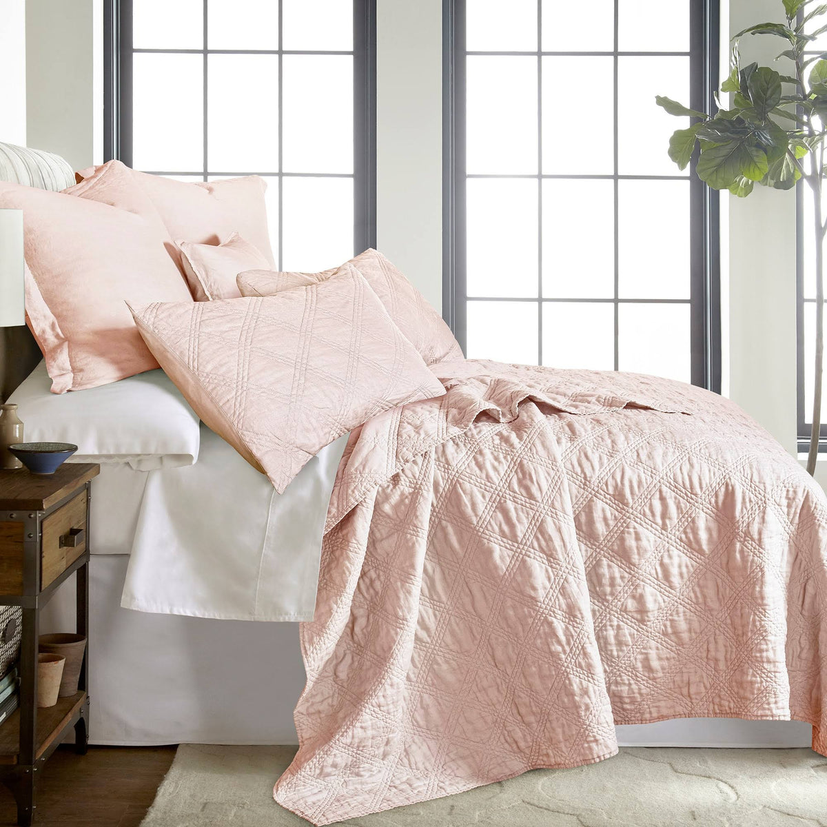 Washed Linen Full/Queen Quilt in Blush X1255