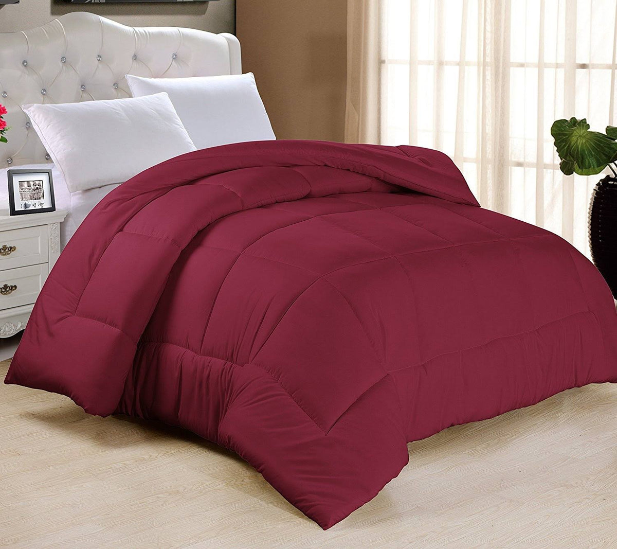 Queen Goose Down-Alternative Comforter Burgundy O625