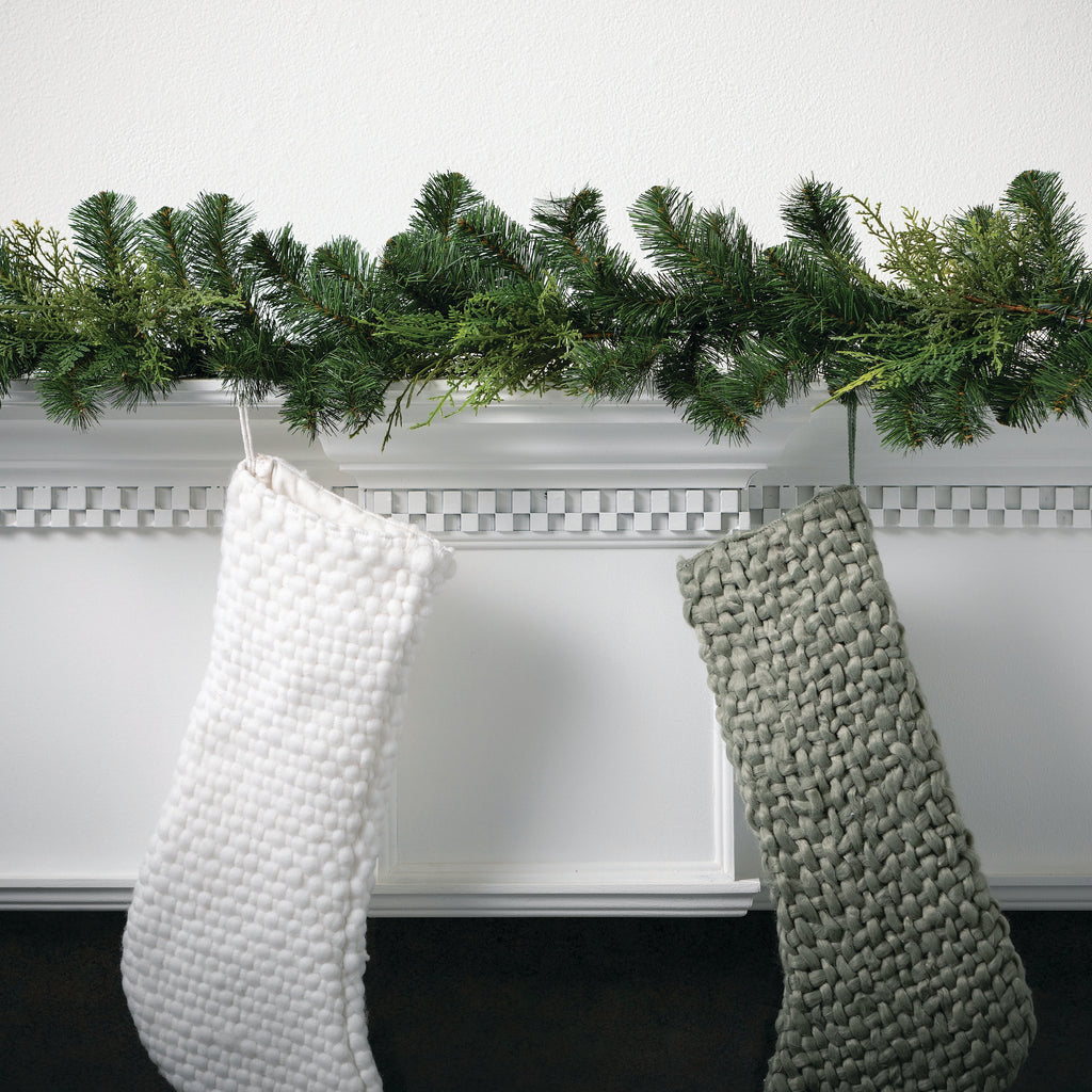 Green Douglas Fir Garland F958
